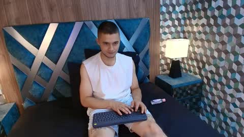 Snapshot of joaho_fernandez chatting on March 30, 9:16 pm Joao online show from March 30, 9:16 pm