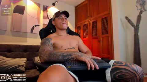 joan_soto online show from May 12, 3:31 pm