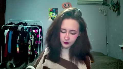 Joannatompson online show from October 4, 10:52 pm