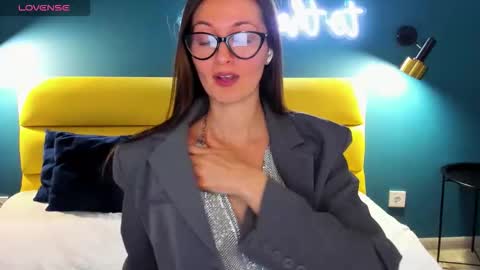 Joan online show from January 15, 1:32 am