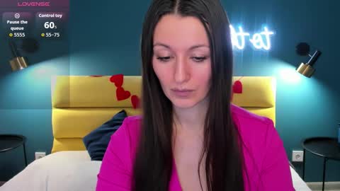 Joan online show from February 23, 1:25 am