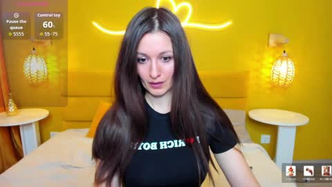 Joan online show from April 2, 1:25 am