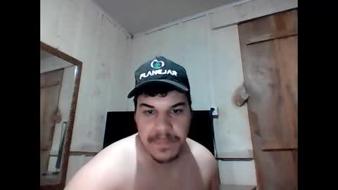 Snapshot of joaopaulosenasiqueira chatting on March 16, 9:19 pm joaopaulosenasiqueira online show from March 16, 9:19 pm