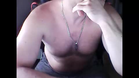 Snapshot of joaquin190 chatting on October 12, 10:14 am joaquin190 online show from October 12, 10:14 am