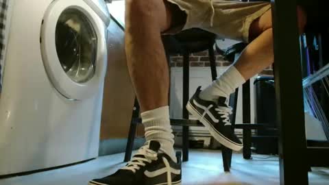 Snapshot of jobbeduval chatting on February 8, 8:31 am GUILLAUME feet and socks online show from February 8, 8:31 am