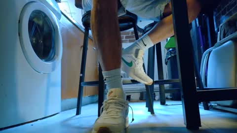 Snapshot of jobbeduval chatting on March 9, 8:07 am GUILLAUME feet and socks online show from March 9, 8:07 am