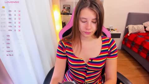  nude photos videos  online show from November 23, 8:47 am