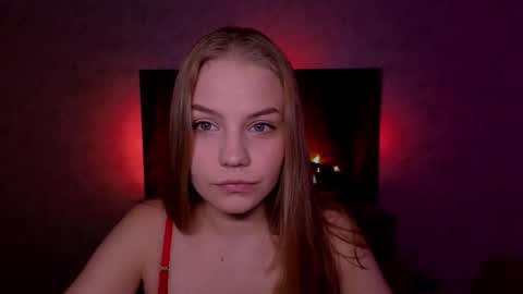 Jodie 3 returning TODAY online show from September 20, 8:43 pm