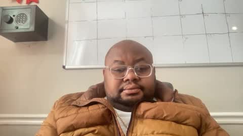 Snapshot of joe25123 chatting on January 31, 7:34 pm joe25123 online show from January 31, 7:34 pm