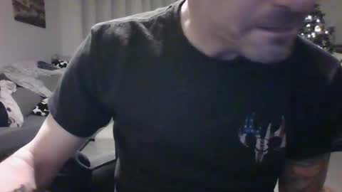 Snapshot of joe5star chatting on January 12, 6:07 am joe5star online show from January 12, 6:07 am