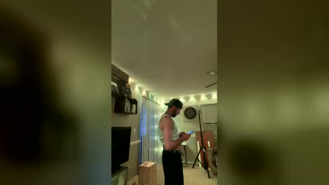 Snapshot of joe7168 chatting on March 8, 4:27 am joe7168 online show from March 8, 4:27 am