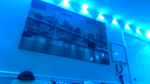 Snapshot of joe7168 chatting on March 29, 12:32 am joe7168 online show from March 29, 12:32 am