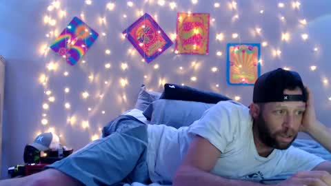 Snapshot of joe7168 chatting on April 1, 1:17 am joe7168 online show from April 1, 1:17 am