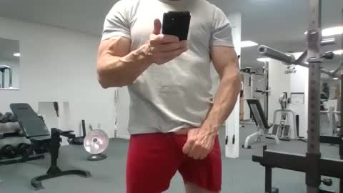 joe_smith5679 online show from May 5, 7:44 pm