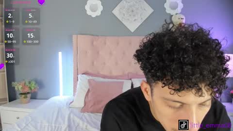 Snapshot of joeandemma chatting on September 27, 10:26 pm Emma Joe online show from September 27, 10:26 pm