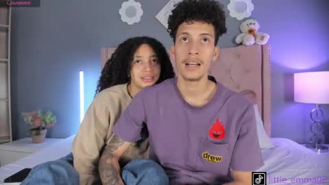 Snapshot of joeandemma chatting on October 2, 10:06 pm Emma Joe online show from October 2, 10:06 pm