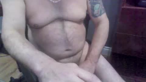 Snapshot of joebloe02 chatting on January 26, 2:14 am joebloe02 online show from January 26, 2:14 am