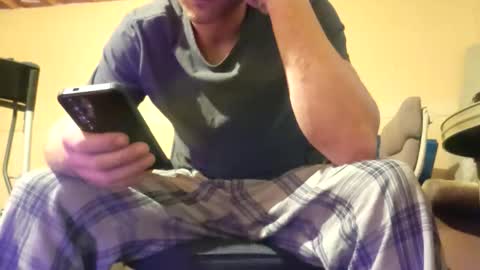 Snapshot of joeblow2481 chatting on November 9, 5:17 am joeblow2481 online show from November 9, 5:17 am