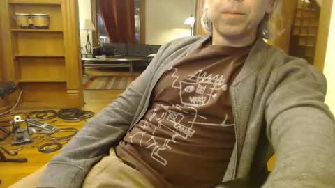 Snapshot of joebo7575 chatting on January 23, 7:54 am joebo7575 online show from January 23, 7:54 am