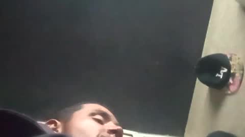 Snapshot of joehard699 chatting on December 29, 3:00 am joehard699 online show from December 29, 3:00 am