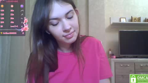 Jennifer online show from May 12, 7:55 pm
