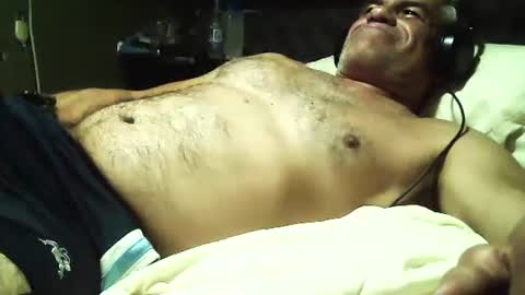Snapshot of joelcojones chatting on December 5, 7:05 am joelcojones online show from December 5, 7:05 am