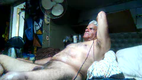 Snapshot of joelcojones chatting on February 18, 11:55 am joelcojones online show from February 18, 11:55 am