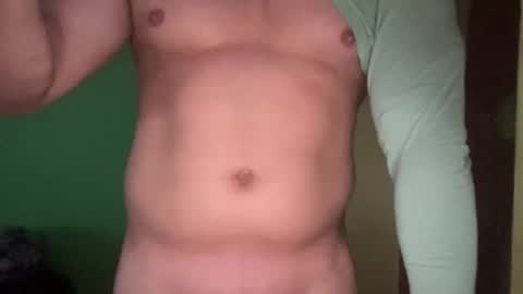 Snapshot of joelmarley41 chatting on April 4, 5:16 am Joel online show from April 4, 5:16 am