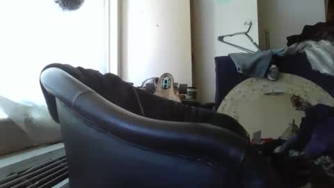 Snapshot of joeybcali79 chatting on April 4, 12:53 am joeybcali79 online show from April 4, 12:53 am