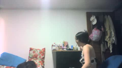 Snapshot of joha_naa02 chatting on November 24, 8:19 pm joha_naa02 online show from November 24, 8:19 pm