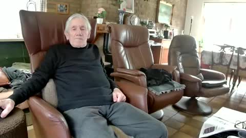 johan7 heet online show from February 10, 1:44 pm