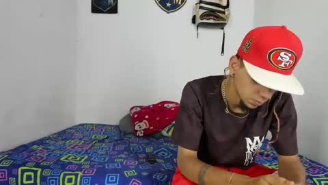 johan_and_antonella online show from October 16, 3:40 am