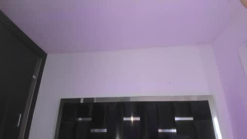 johan_bigcock999 online show from May 15, 7:43 pm