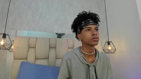 Johan  online show from October 9, 11:30 am