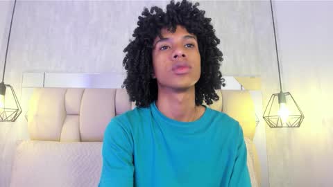 Snapshot of johan_gz_ chatting on February 20, 11:43 am Johan online show from February 20, 11:43 am