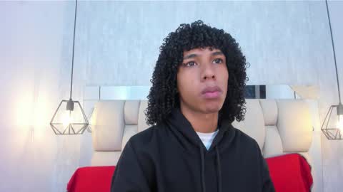 Snapshot of johan_gz_ chatting on February 22, 12:47 pm Johan online show from February 22, 12:47 pm