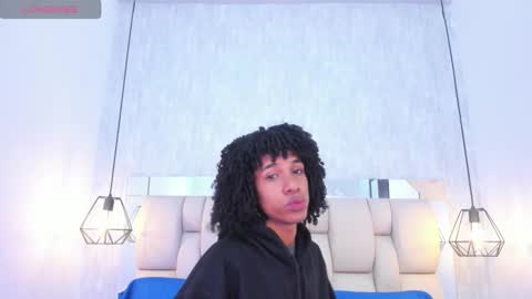 Snapshot of johan_gz_ chatting on March 3, 11:27 am Johan online show from March 3, 11:27 am