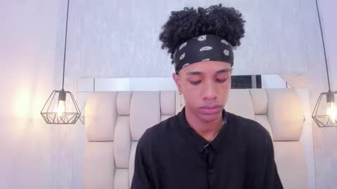 Snapshot of johan_gz_ chatting on March 7, 11:29 am Johan online show from March 7, 11:29 am