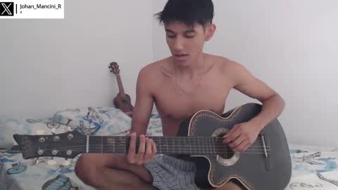 Snapshot of johan_mancini_r chatting on January 6, 4:55 pm johan_mancini_r online show from January 6, 4:55 pm