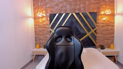 Johan Williams online show from December 27, 11:28 am