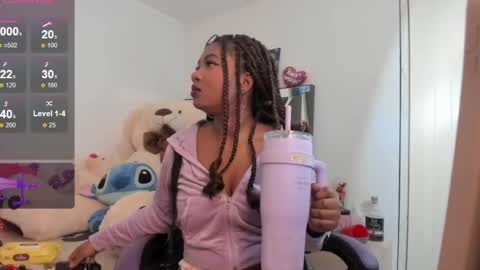 Deisy online show from May 21, 3:08 pm