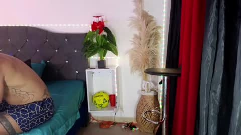 John  online show from June 27, 12:10 pm