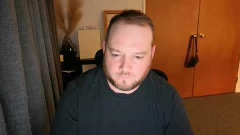 Snapshot of john_bear1 chatting on April 1, 6:36 am john_bear1 online show from April 1, 6:36 am