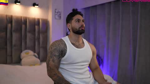 john online show from March 25, 12:27 am