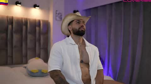 john online show from April 2, 10:18 pm