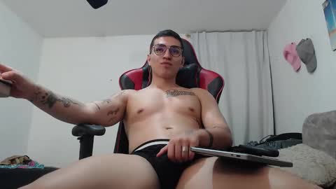 JOHN online show from May 8, 6:46 pm