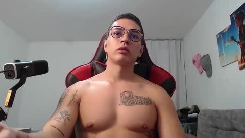JOHN online show from May 14, 10:38 pm