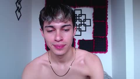 Snapshot of john_vichenso chatting on February 24, 8:18 pm John Vichenso online show from February 24, 8:18 pm