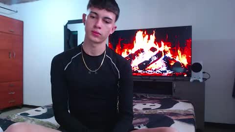 Snapshot of john_vichenso chatting on March 5, 8:38 pm John Vichenso online show from March 5, 8:38 pm