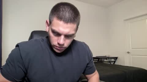 Snapshot of johnafterdark chatting on December 17, 2:50 am JAXX online show from December 17, 2:50 am